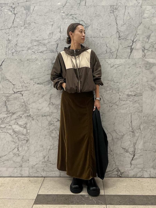 エスカルゴデザインベロアナロースカート（スカート）｜Mila