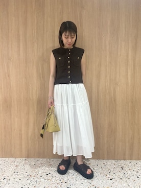Mila Owenさん（レディース・161cm）の春コーディネート