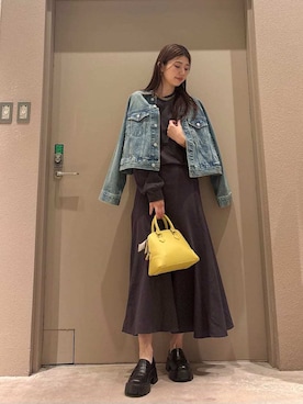 「Mila Owen（ミラオーウェン）のアイテム（イヤリング）」を使った、Mila Owenさん（レディース・169cm）の春コーディネート