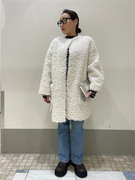 Mila Owenさんのコーディネート