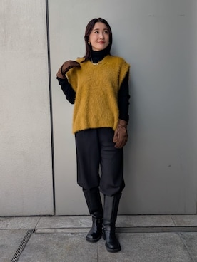 「アイテム（手袋）」を使った、Mila Owenさん（レディース・156cm）の秋コーディネート