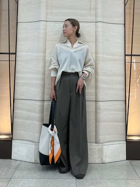 「アイテム（バンダナ/スカーフ）」を使った、Mila Owenさん（レディース・158cm）の秋コーディネート