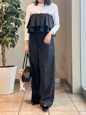 Mila Owenさんのコーディネート