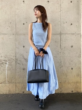 「アイテム（その他ヘアアクセサリー）」を使った、Mila Owenさん（レディース・158cm）の秋コーディネート