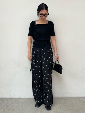 Mila Owenさんのコーディネート