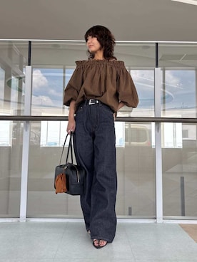 「アイテム（チャーム）」を使った、Mila Owenさん（レディース・160cm）の夏コーディネート
