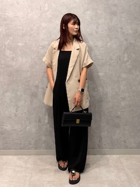 Mila Owenさん（レディース・155cm）の夏コーディネート