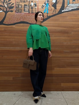 Mila Owenさん(レディース・156cm)の冬コーディネート