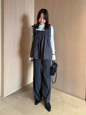 Mila Owenさん（レディース・162cm）の冬コーディネート