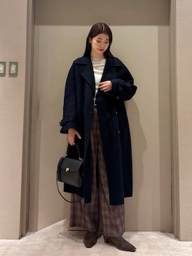 「アイテム（ピーコート）」を使った、Mila Owenさん（レディース・169cm）の冬コーディネート