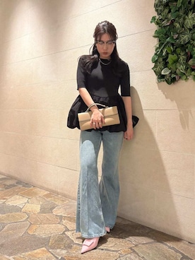 Mila Owenさんのコーディネート