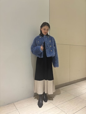 「アイテム（ワンピース、ブルー系）」を使った、Mila Owenさん（レディース・153cm）の秋コーディネート