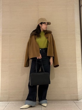 「アイテム（チェスターコート、イエロー系）」を使った、Mila Owenさん（レディース・155cm）の秋コーディネート