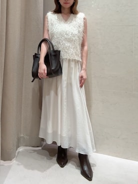 Mila Owen（ミラオーウェン）の「花柄ノースリーブティアード