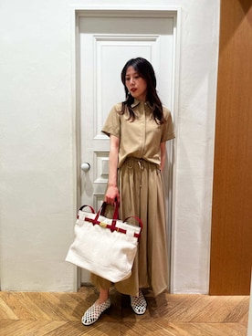 Mila Owenさん(レディース・165cm)の春コーディネート