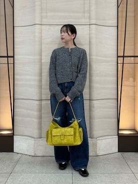 「アイテム（バレエシューズ）」を使った、Mila Owenさん（レディース・153cm）の秋コーディネート