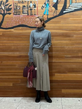 Mila Owenさん（レディース・158cm）の冬コーディネート