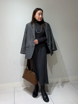 Mila Owenさん(レディース・155cm)の冬コーディネート