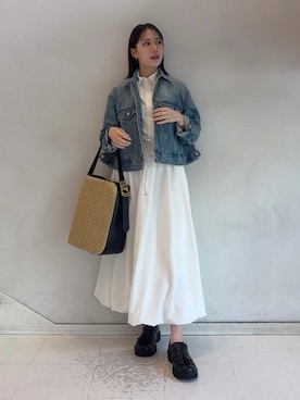 Mila Owenさん（レディース・158cm）の春コーディネート