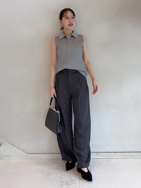Mila Owenさんのコーディネート