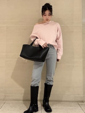「アイテム（サングラス）」を使った、Mila Owenさん（レディース・155cm）の秋コーディネート