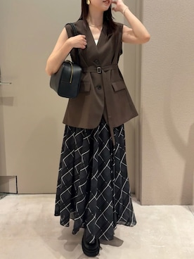 「アイテム（その他アウター）」を使った、Mila Owenさん（レディース・169cm）の夏コーディネート