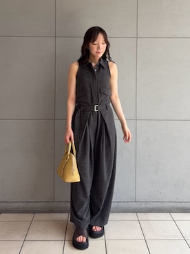 Mila Owenさん（レディース・159cm）の夏コーディネート