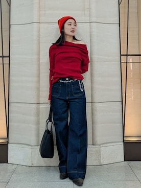 Mila Owenさん（レディース・156cm）の秋コーディネート