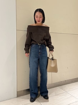 「アイテム（ベルト、ゴールド系）」を使った、Mila Owenさん（レディース・151cm）の秋コーディネート