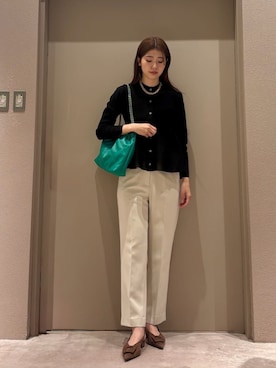 Mila Owenさん（レディース・169cm）の冬コーディネート