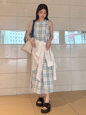Mila Owenさん(レディース・169cm)の春コーディネート
