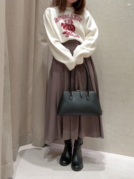 Mila Owenさん（レディース・155cm）の冬コーディネート