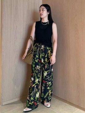 Mila Owenさん（レディース・158cm）の夏コーディネート