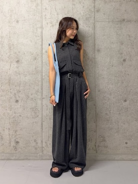Mila Owenさんのコーディネート