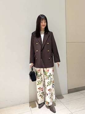 「Mila Owen（ミラオーウェン）のアイテム（Tシャツ/カットソー）」を使った、Mila Owenさん（レディース・163cm）の冬コーディネート