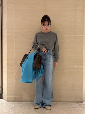 「アイテム（ブレスレット）」を使った、Mila Owenさん（レディース・155cm）の秋コーディネート