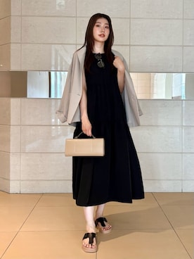 Mila Owenさんのコーディネート
