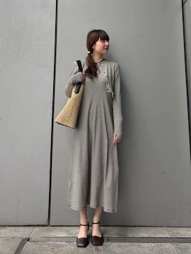 Mila Owenさん（レディース・162cm）の春コーディネート