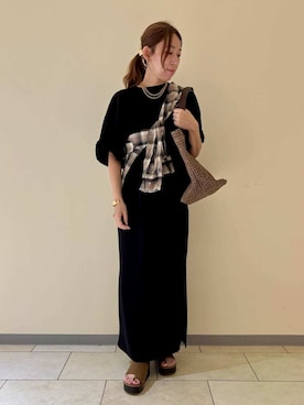 Mila Owenさん（レディース・154cm）の夏コーディネート