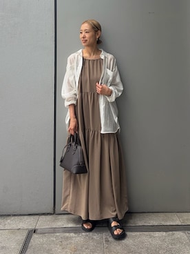 Mila Owenさんのコーディネート