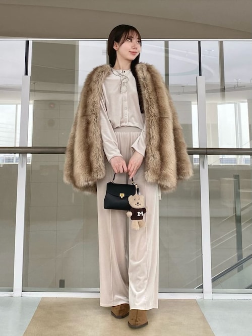 kao　Mila Owen　ブラウン　ファーコート セール】マルチマテリアルノーカラーファーコート（ノーカラーコート