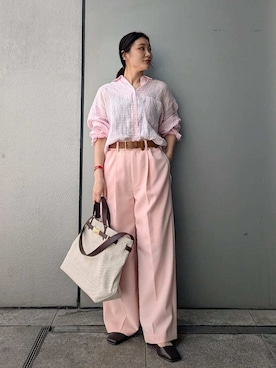 「Mila Owen（ミラオーウェン）のセンタープレスイージーパンツ（その他パンツ、ピンク系）」を使った、Mila Owenさんの春コーディネート