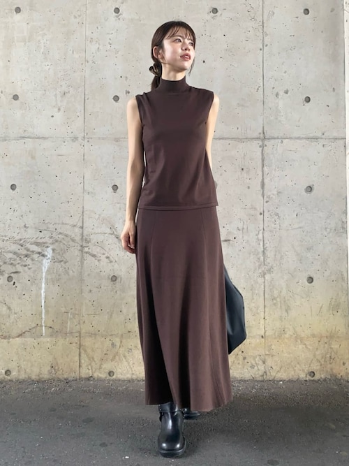 セール】【セットアイテム】ハイネックノースリニットナロースカート