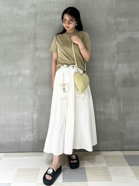 Mila Owenさん(レディース・165cm)の夏コーディネート