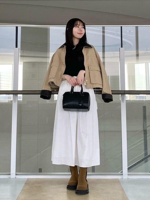 値下げ中ショートテントシルエットハンティングジャケット　ホワイト Mila Owen｜ショートテントシルエットハンティングジャケット