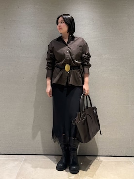Mila Owenさん(レディース・163cm)の秋コーディネート