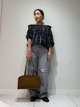 Mila Owen（ミラオーウェン）の「バックリボンシャーリング