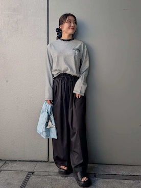 「アイテム（その他ヘアアクセサリー）」を使った、Mila Owenさん（レディース・156cm）の夏コーディネート
