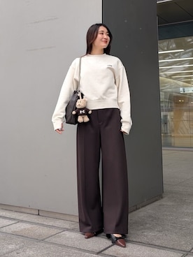 Mila Owenさん（レディース・156cm）の冬コーディネート