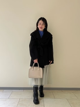 「アイテム（ステンカラーコート、グレー系）」を使った、Mila Owenさん（レディース・155cm）の秋コーディネート
